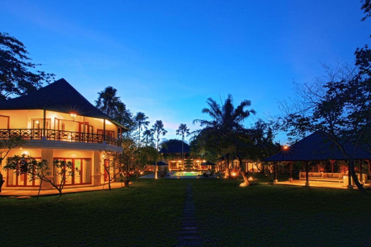 VILLA CINTA | BALI, INDONESIA | SEASON DEALS FROM $140